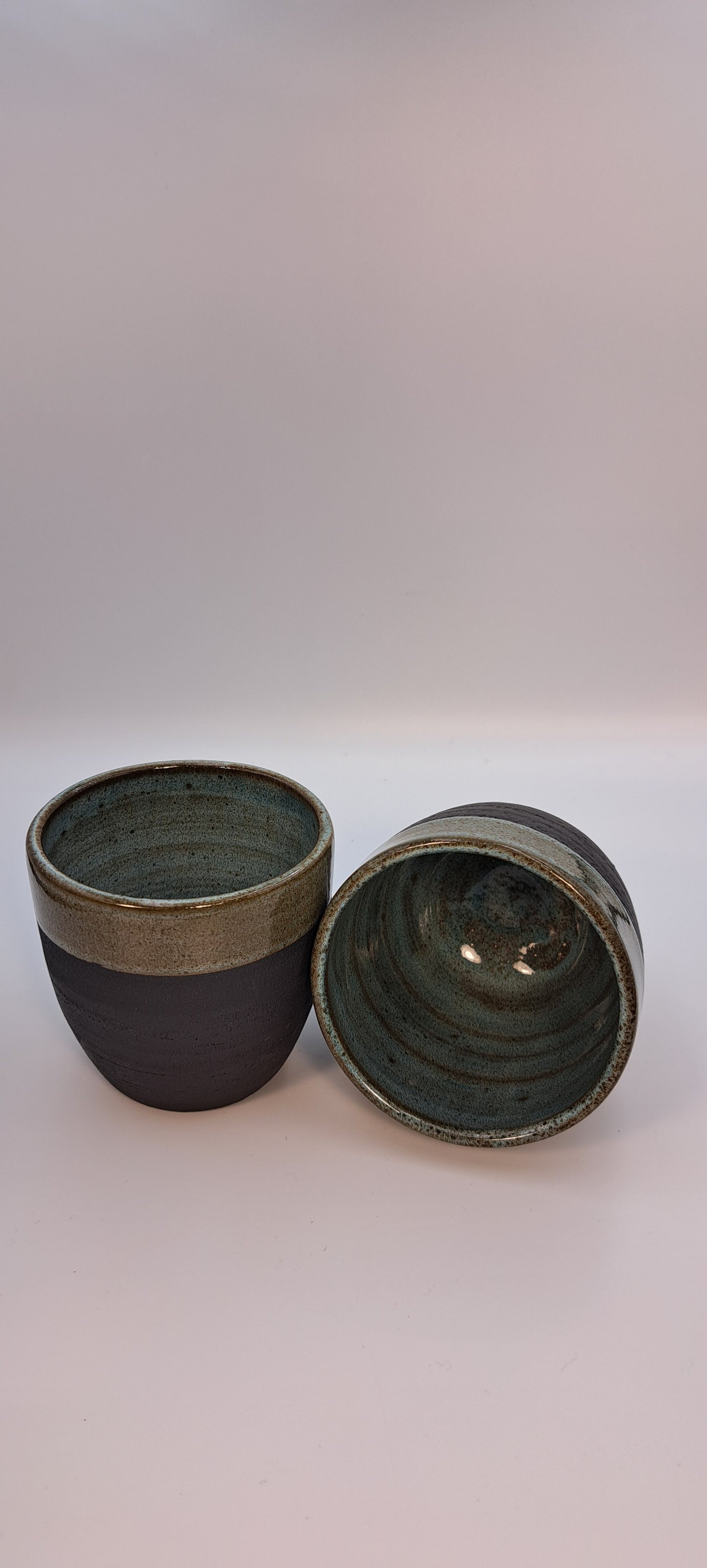 Zwart met blauw